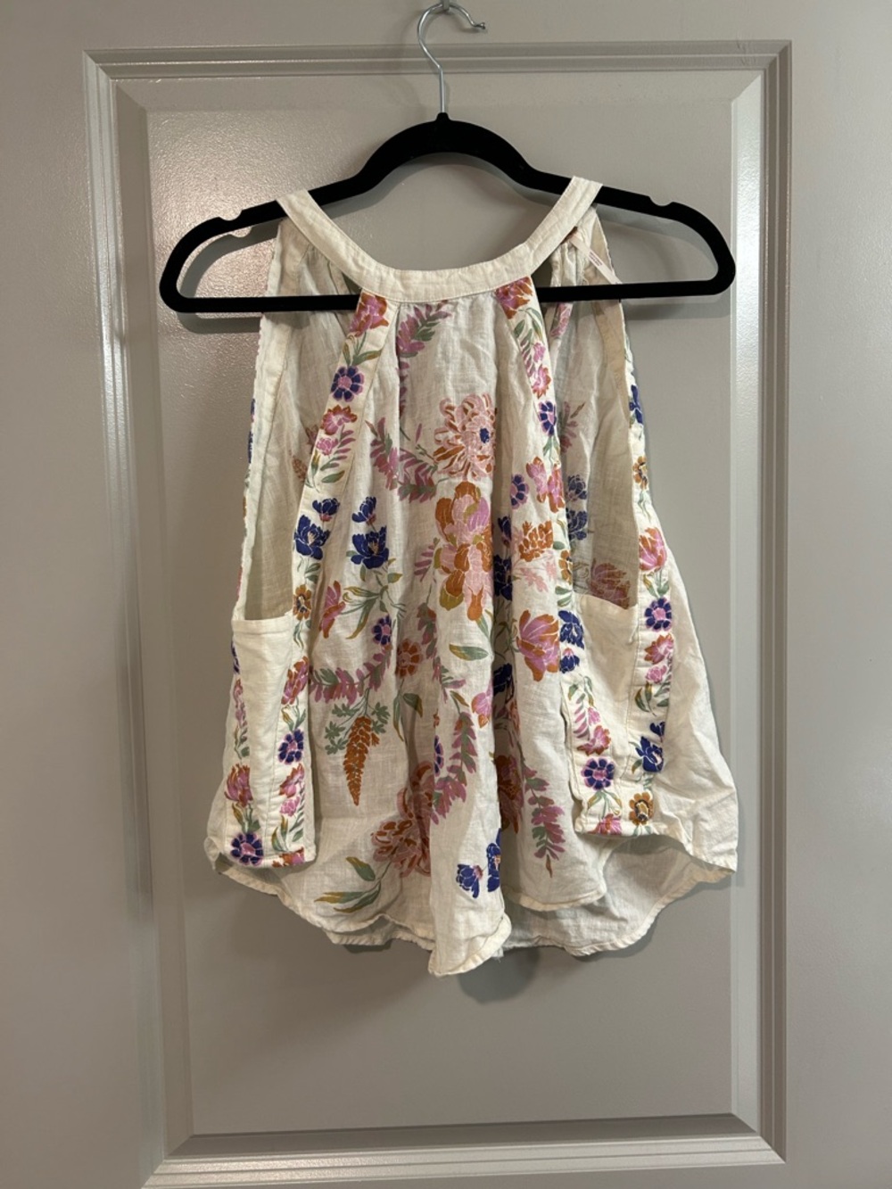 Free People floral Emily Swing Top in Cream and Multicolor - Picture 4 of 7